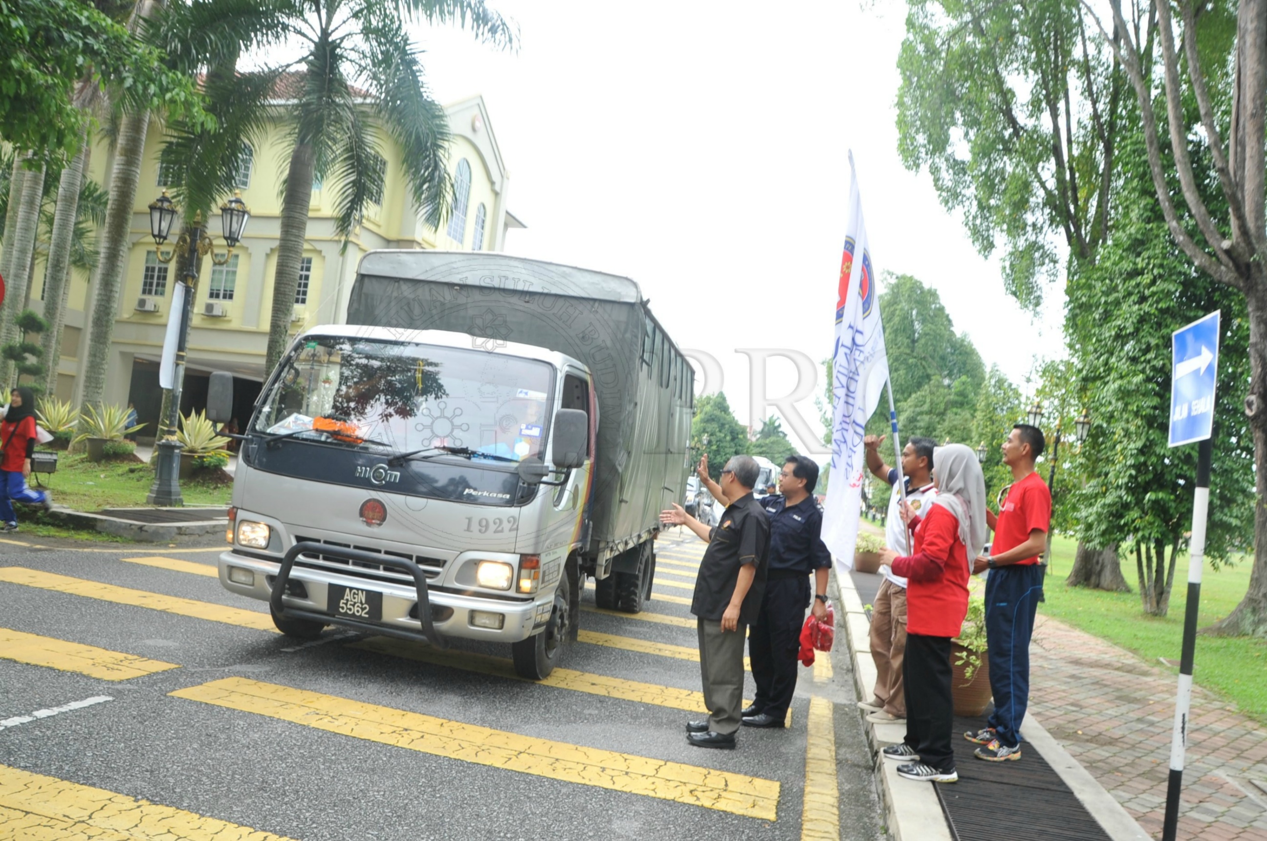 PRO 15 1 RESQ HAS 4329